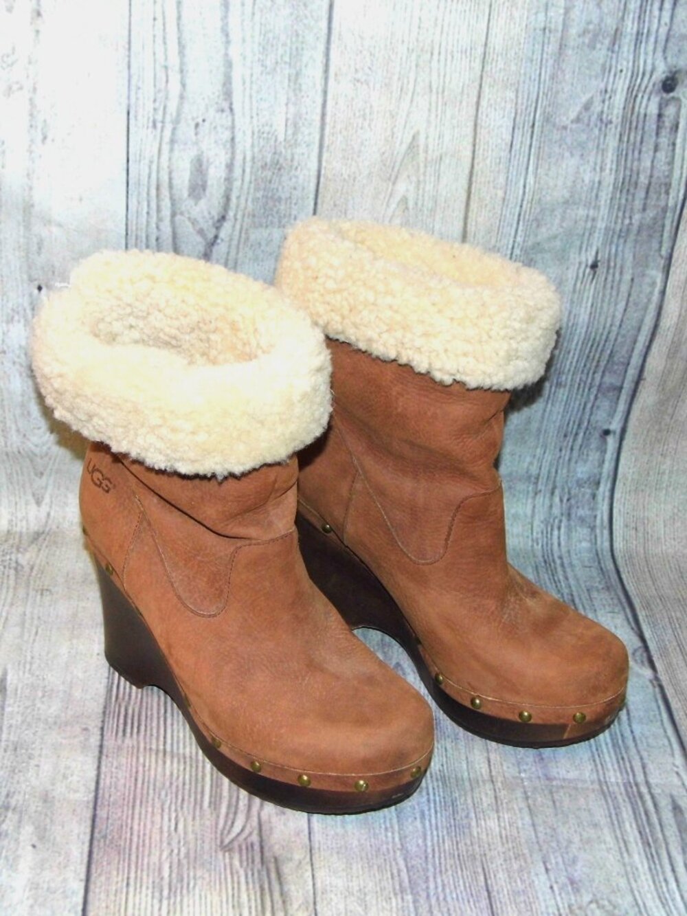 UGG Carnegie Toasted Brown Leather Booties Womens Size 7